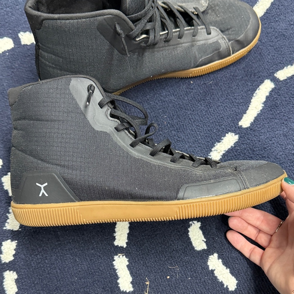 Flux brand black High-Top Sneakers - Picture 2 of 5